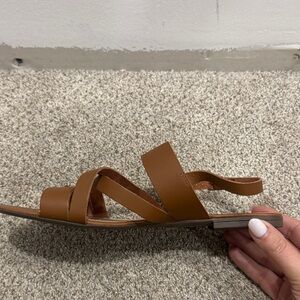 CL by Laundry Brand New Women's Leather Tan Strappy Sandals